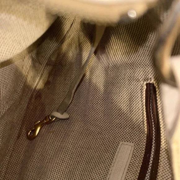 Dooney and Bourke vintage hobo purse in the color cream. - Picture 8 of 14